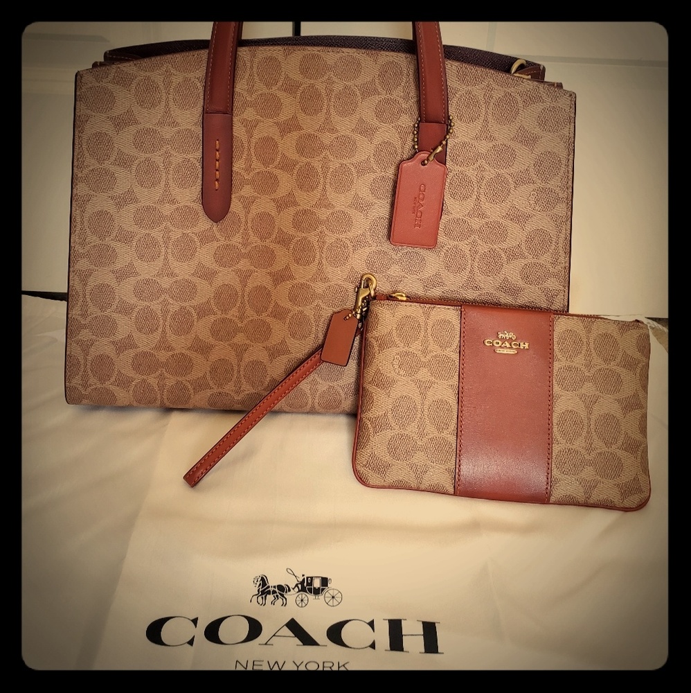 Coach Charlie Caryall Set